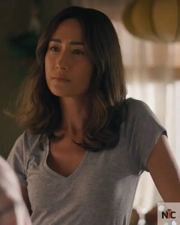 Ballard S01 Maggie Q Grey Shirt