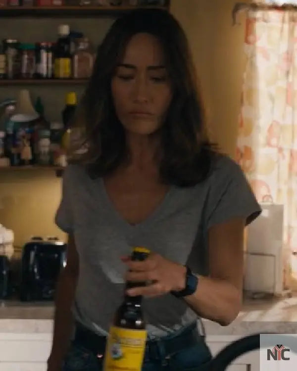 Ballard S01 Maggie Q Grey Shirt