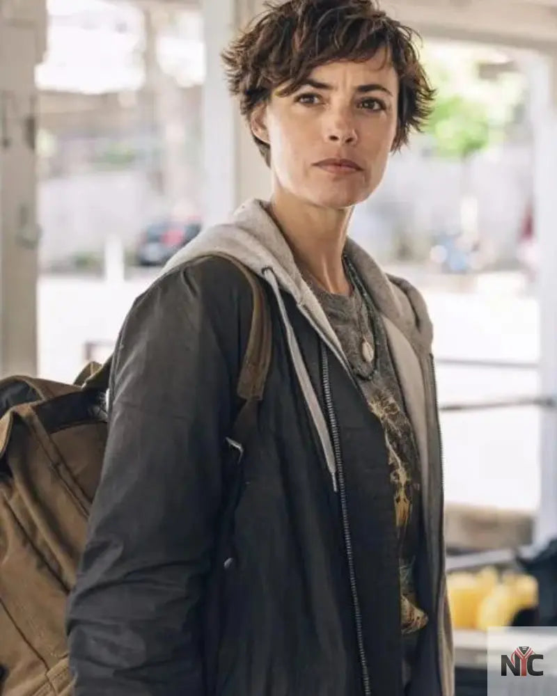 Bérénice Bejo Under Paris 2024 Gray Jacket