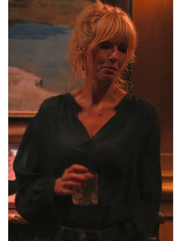 Beth Dutton Dutton Ranch S01 Navy Dotted Blouse