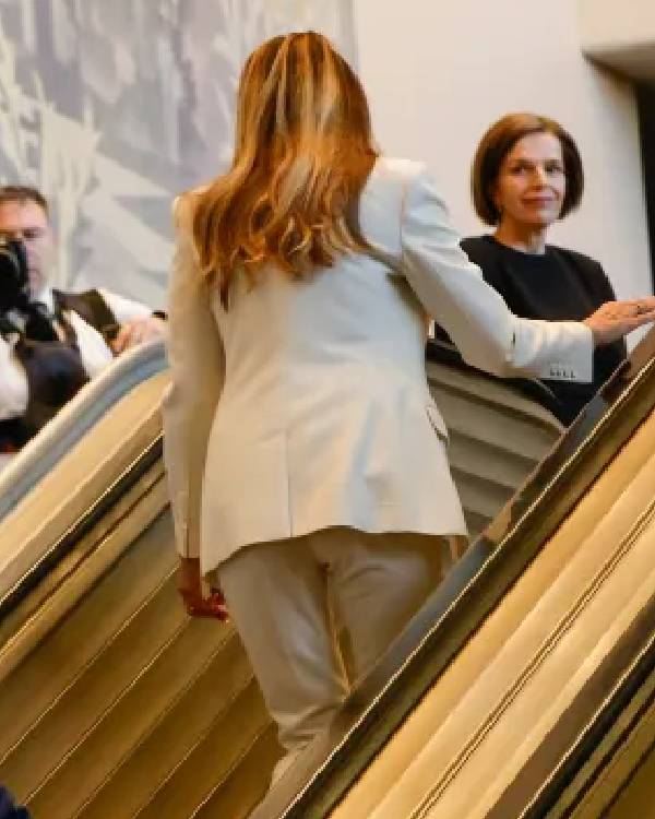 General Assembly Melania Trump White Blazer