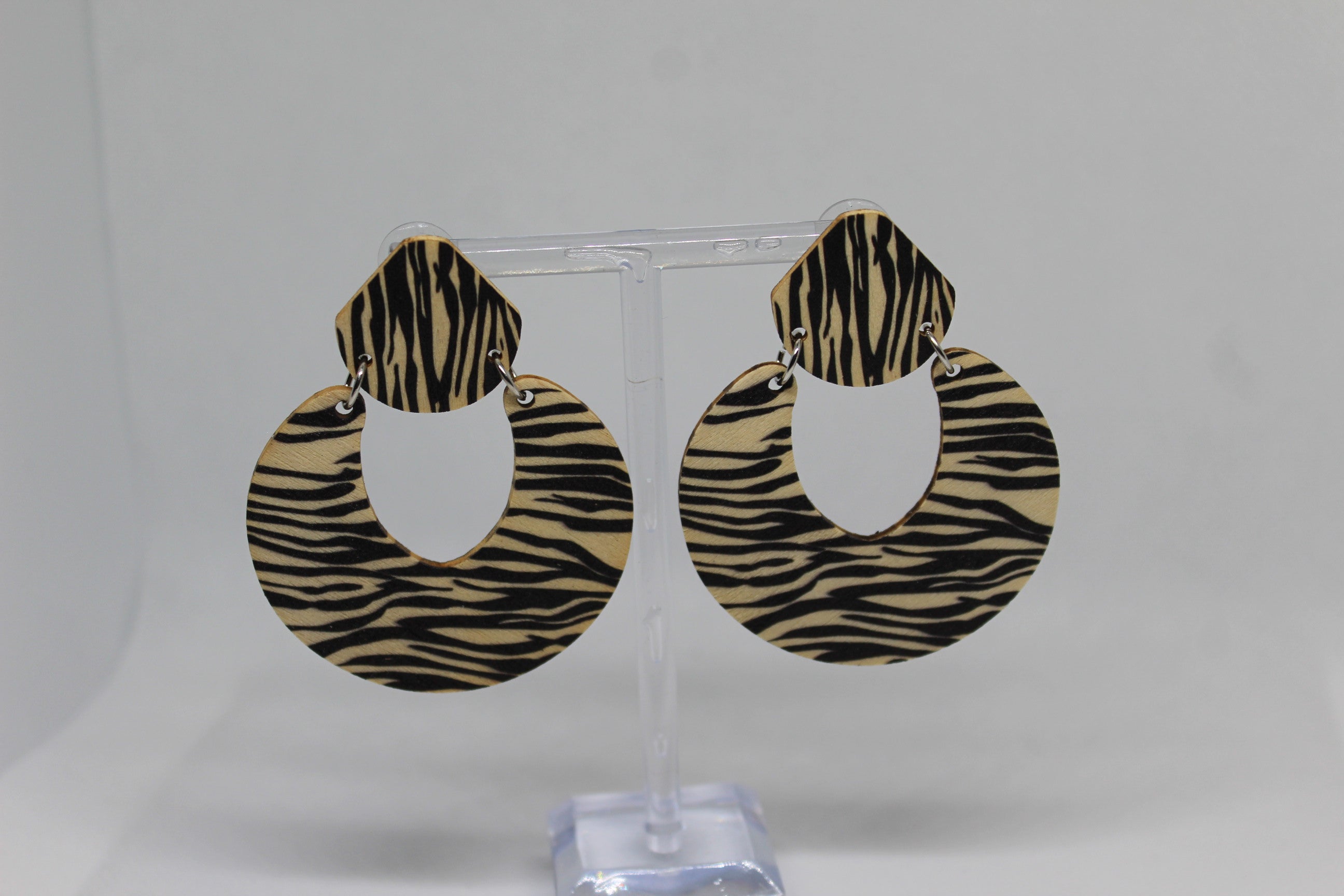 Primakind Women's Zebra Print Dangle Earrings