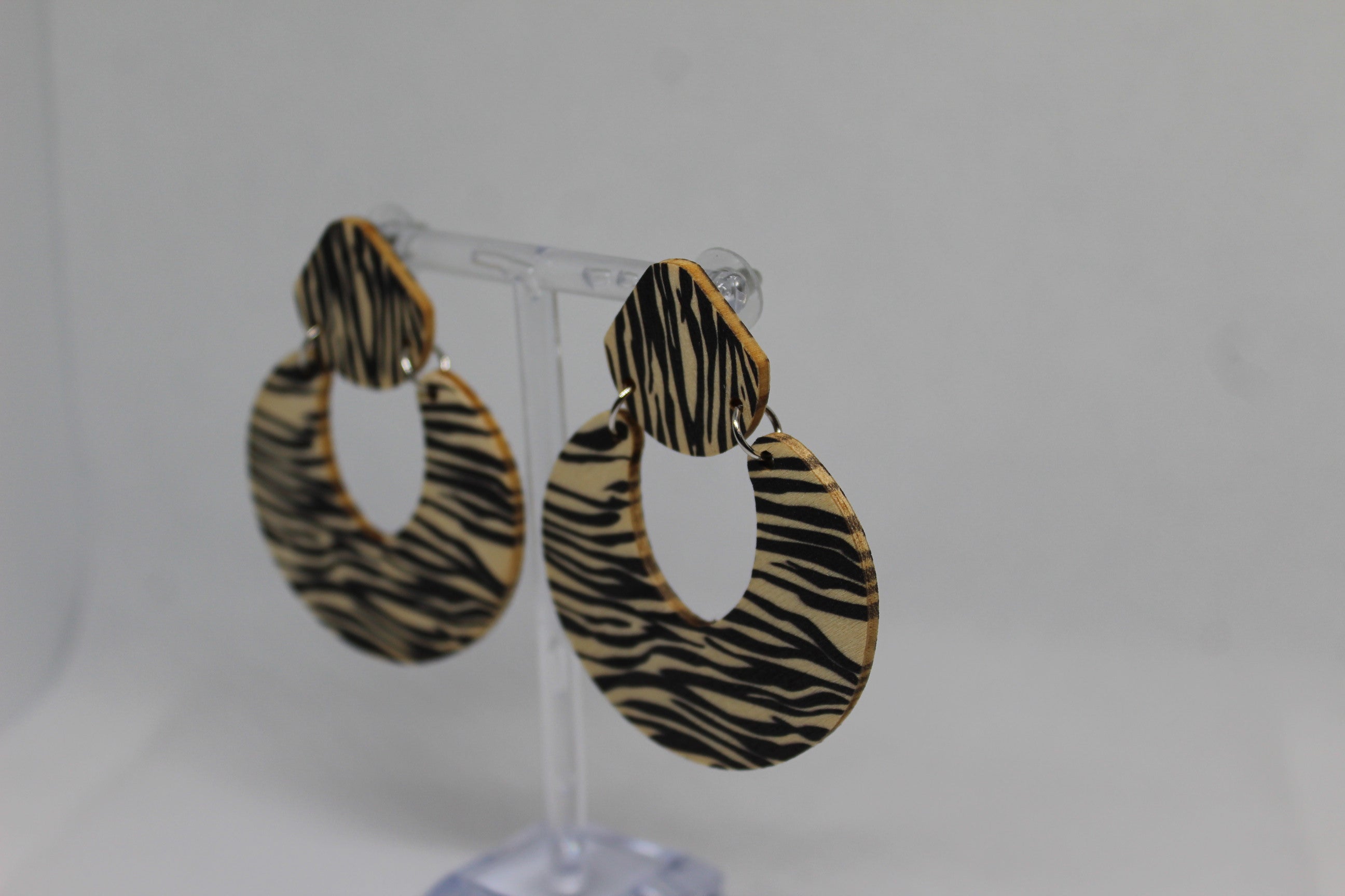 Primakind Women's Zebra Print Dangle Earrings