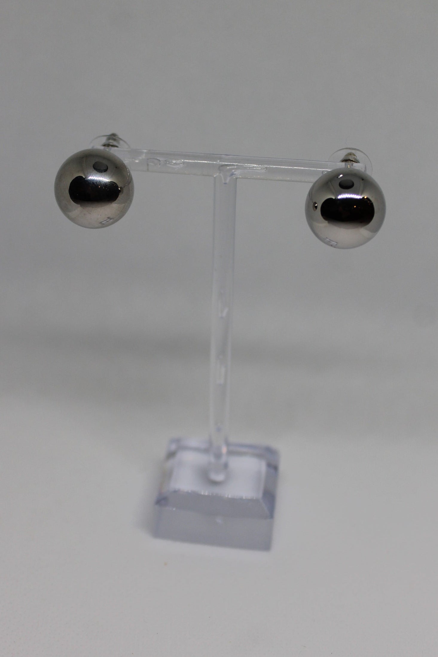 Primakind Women's Silver-Ton Ball Stud Earrings