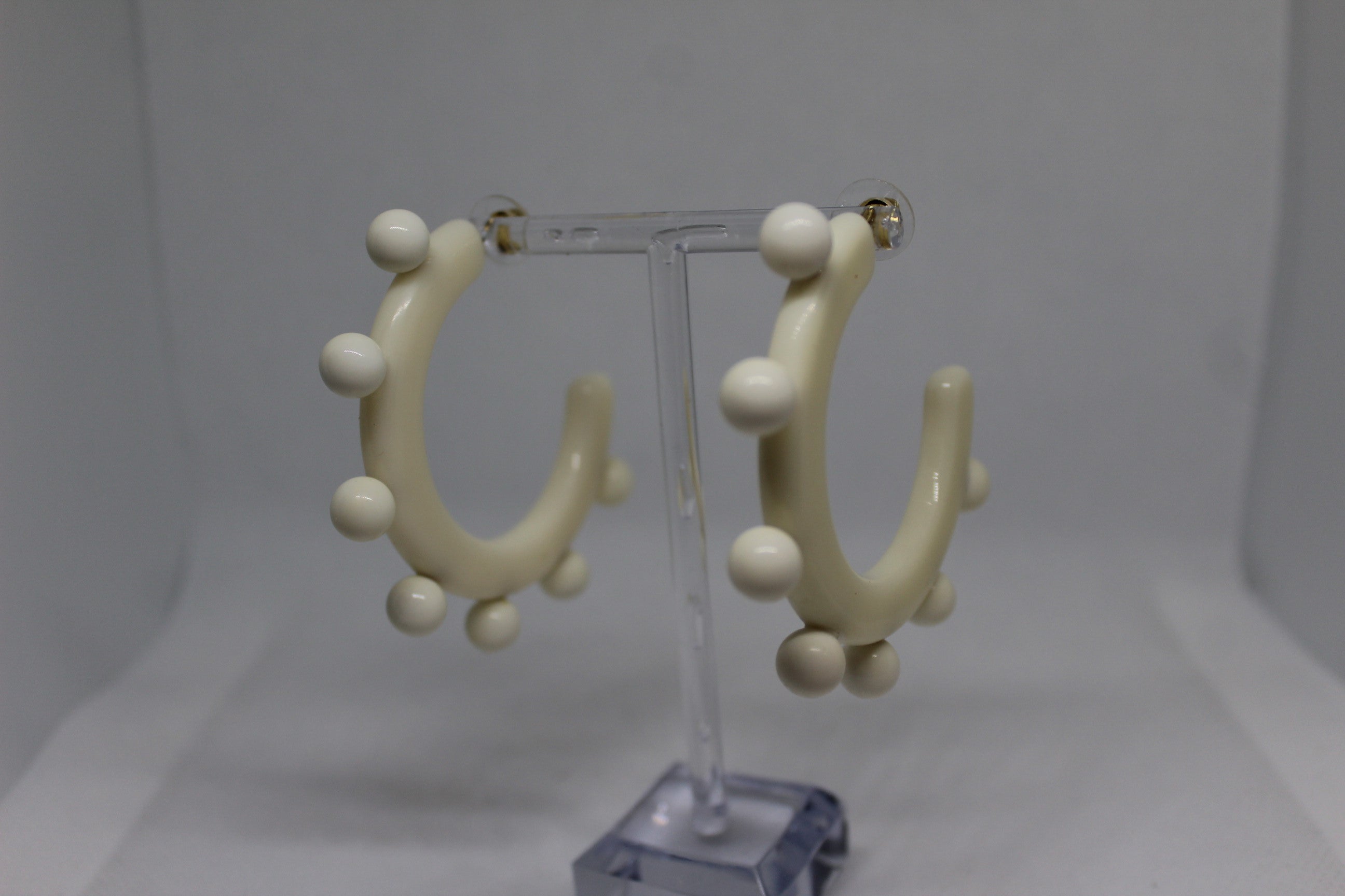Primakind Title: Women's Beaded Off-White Hoop Earrings