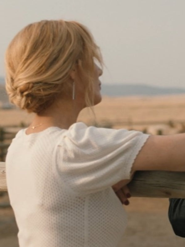 Kelly Reilly Yellowstone S05 White Cardigan