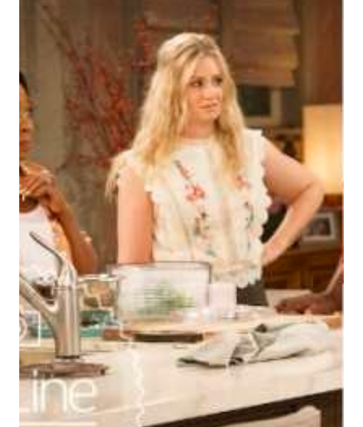 The Neighborhood S08 Beth Behrs Floral Crochet Sleveless Top