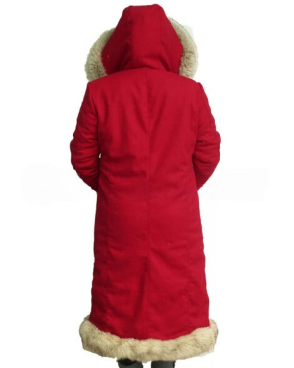 The Christmas Chronicles 2 Goldie Hawn Coat