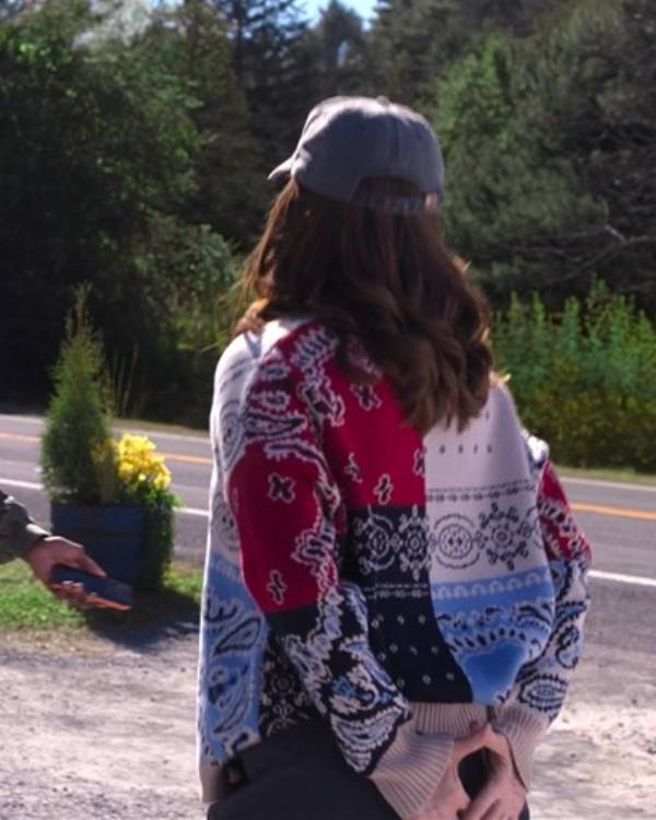 The Four Seasons S02 Tina Fey Catskills Patchwork Cardigan
